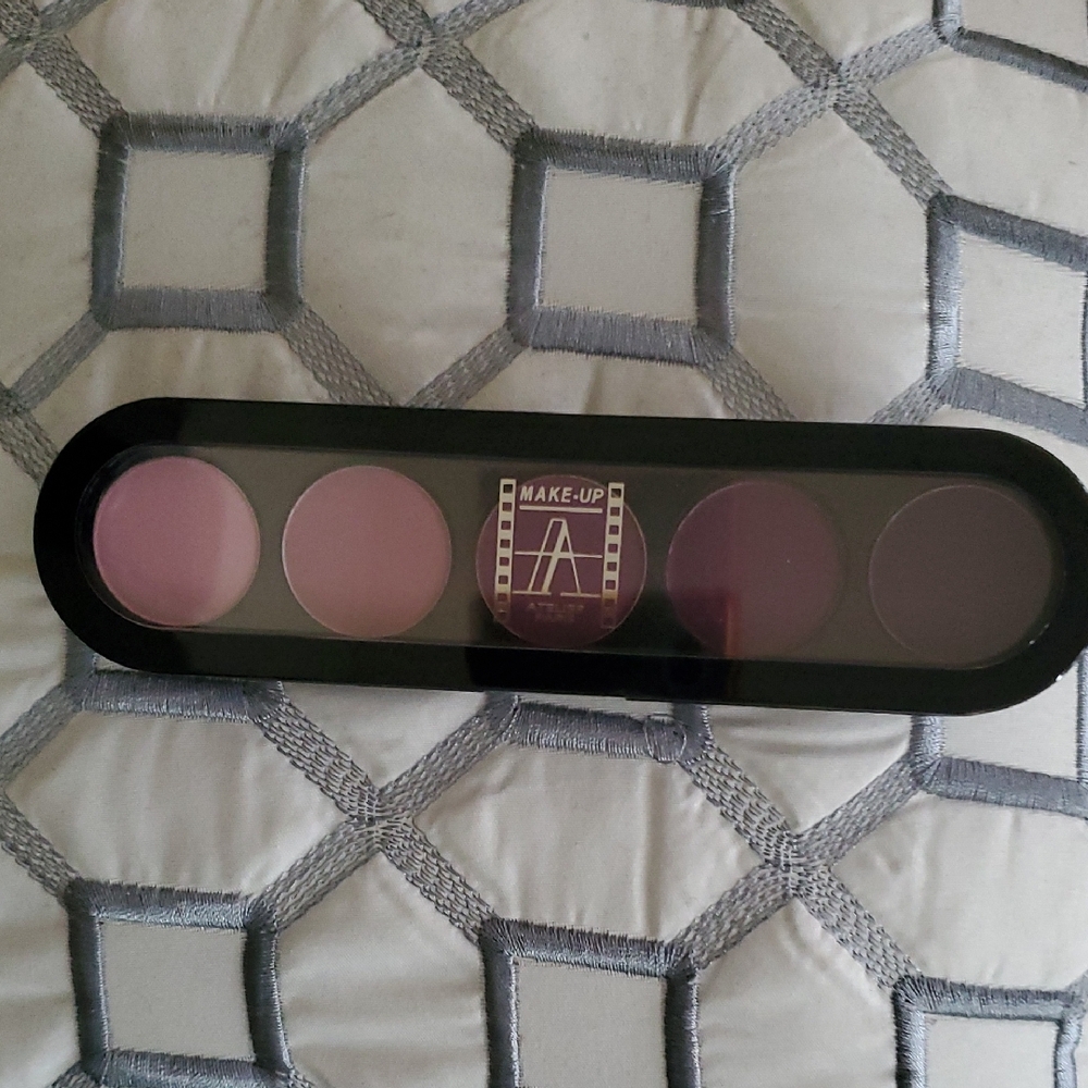 Eyeshadow Palette - Pink and Purple Shades